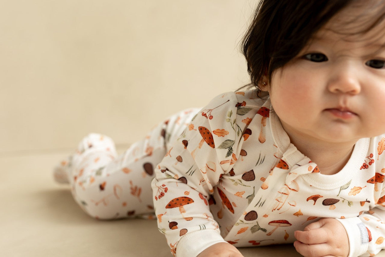 COCCOLI INFANT MODAL ZIPPER FOOTIE MUSHROOMS ON CREAM
