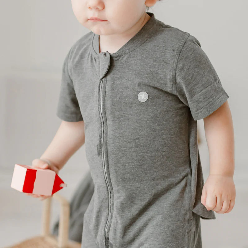 NEST DESIGNS BASICS BAMBOO COTTON SHORT SLEEVE DROP BOTTOM ROMPER CHARCOAL