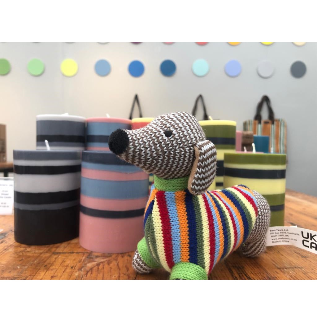BEST YEARS KNITTED BABY RATTLE SAUSAGE DOG - baby enRoute