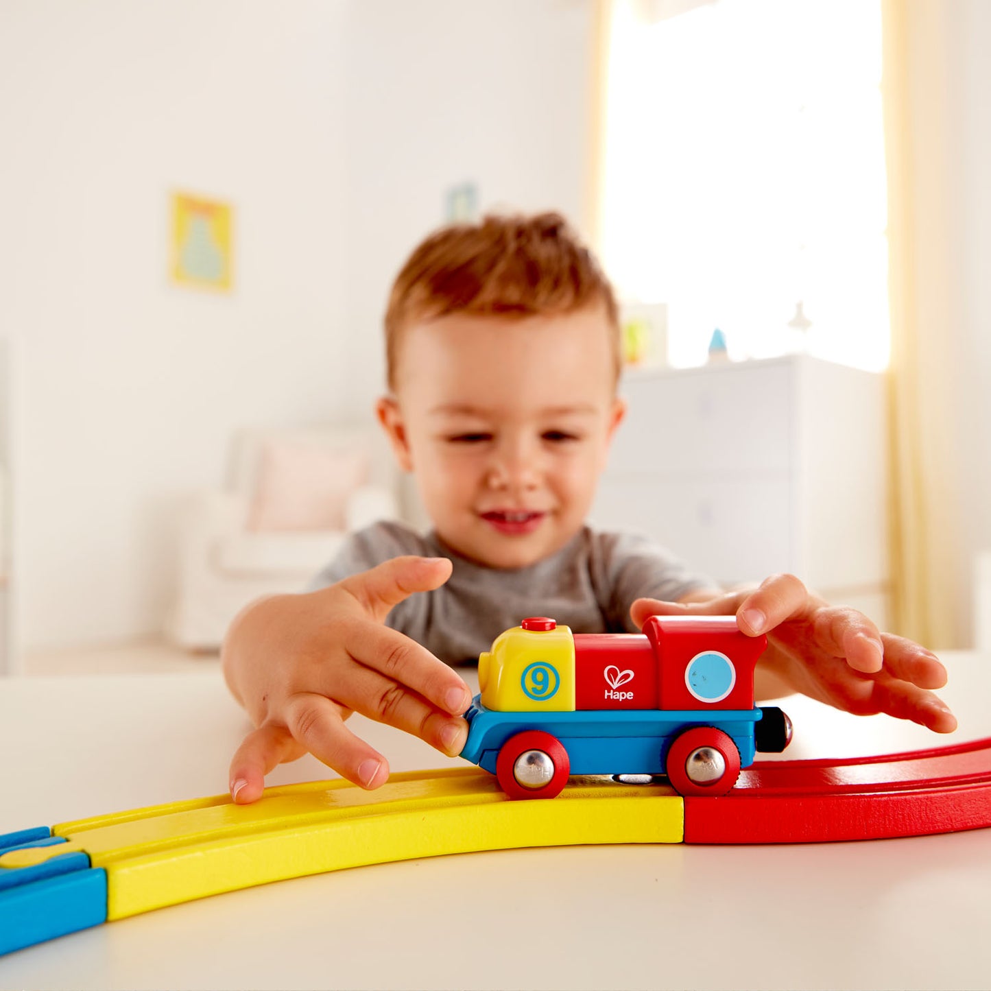 HAPE BRAVE LITTLE ENGINE - baby enRoute