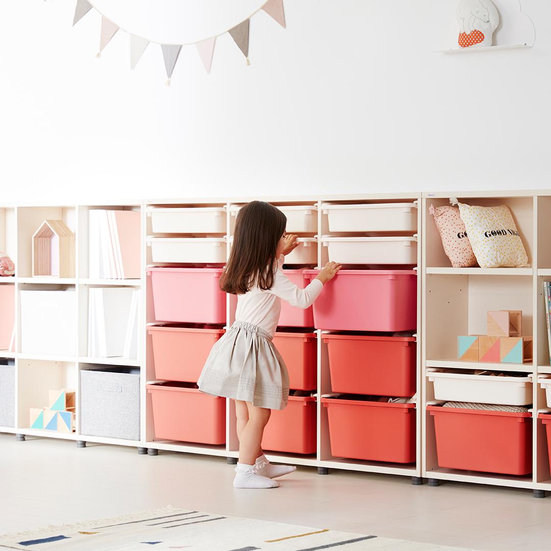 ILOOM EDDI KIDS 3-STORY CABINET 1400W (W PL BOX STORAGE)