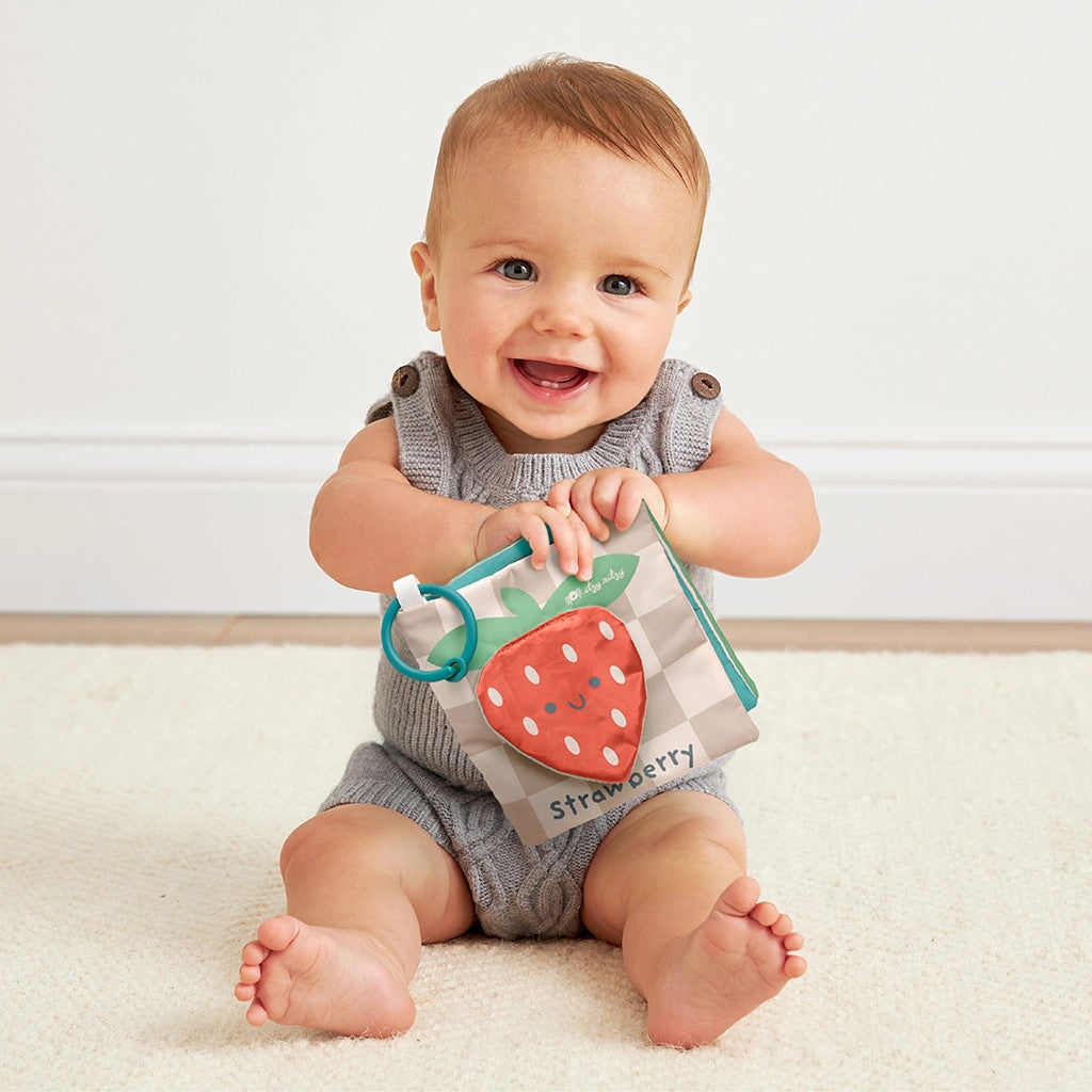 Itzy Ritzy Itzy Learn & Snuggle Gift Set