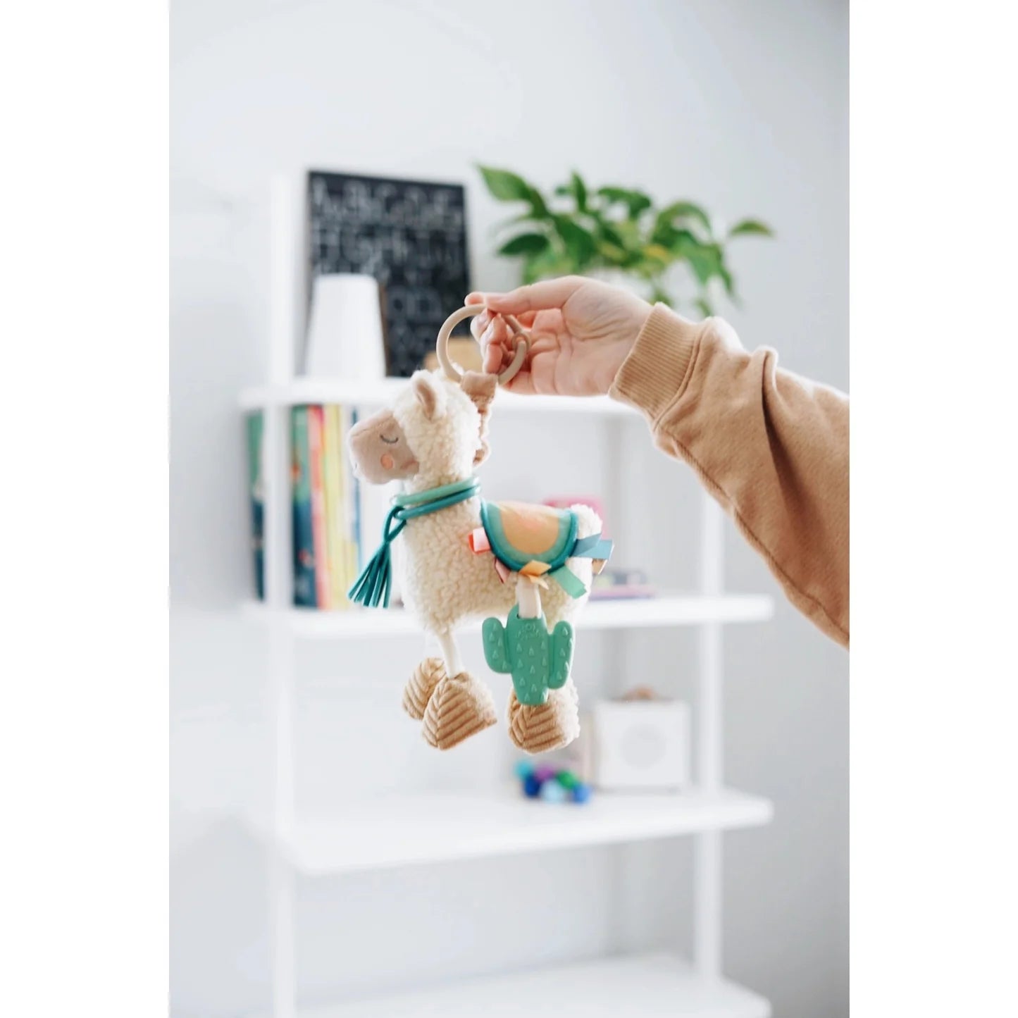 Itzy Ritzy Itzy Friends Link & Love Activity Plush