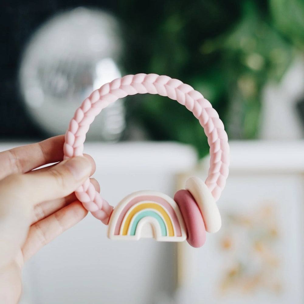 Itzy Ritzy Rattle Silicone Teether