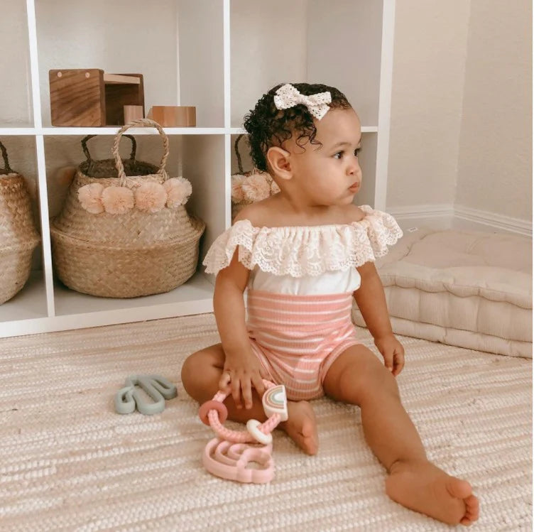 Itzy Ritzy Rattle Silicone Teether