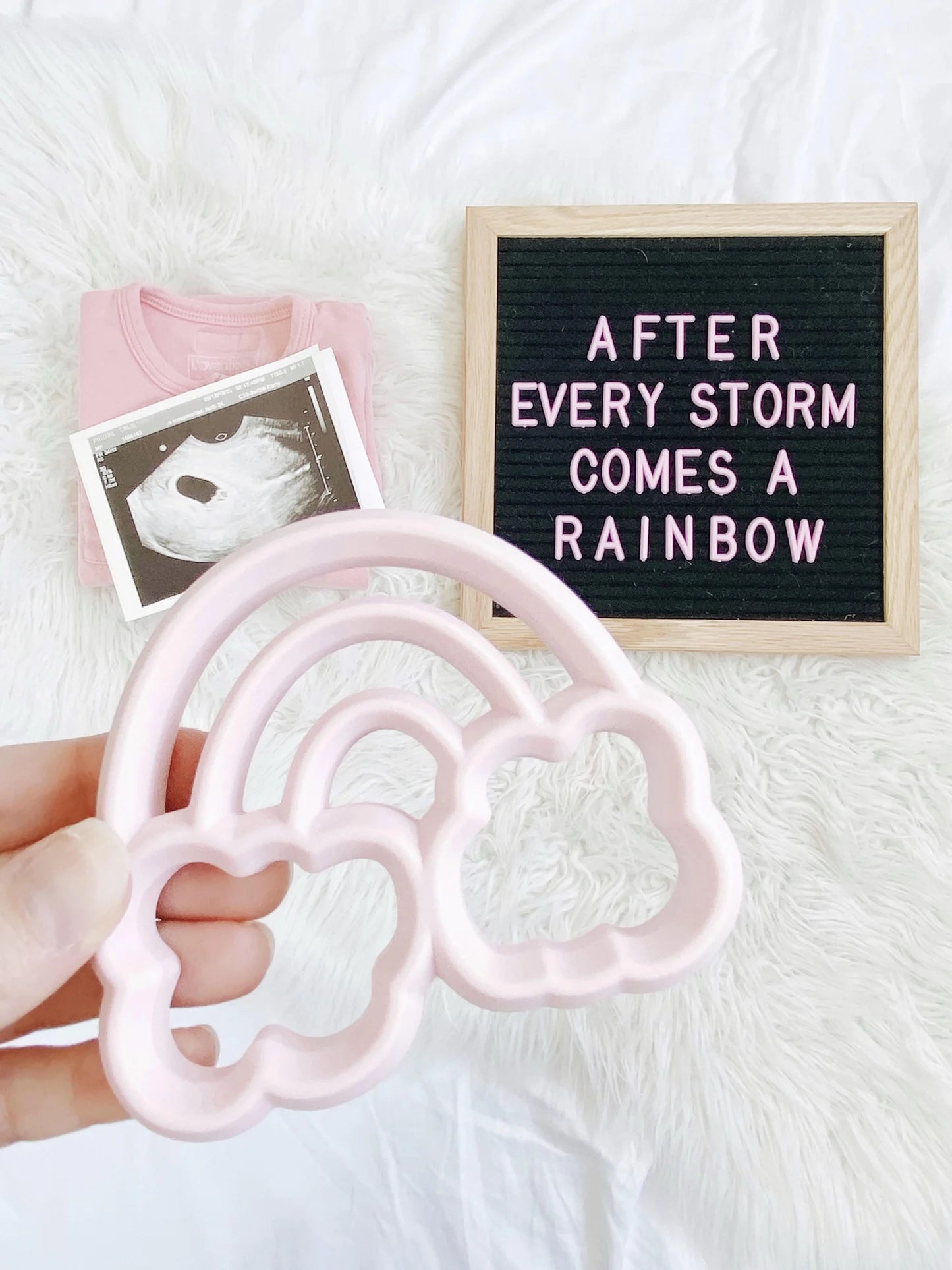 ITZY RITZY SILICONE TEETHER - baby enRoute