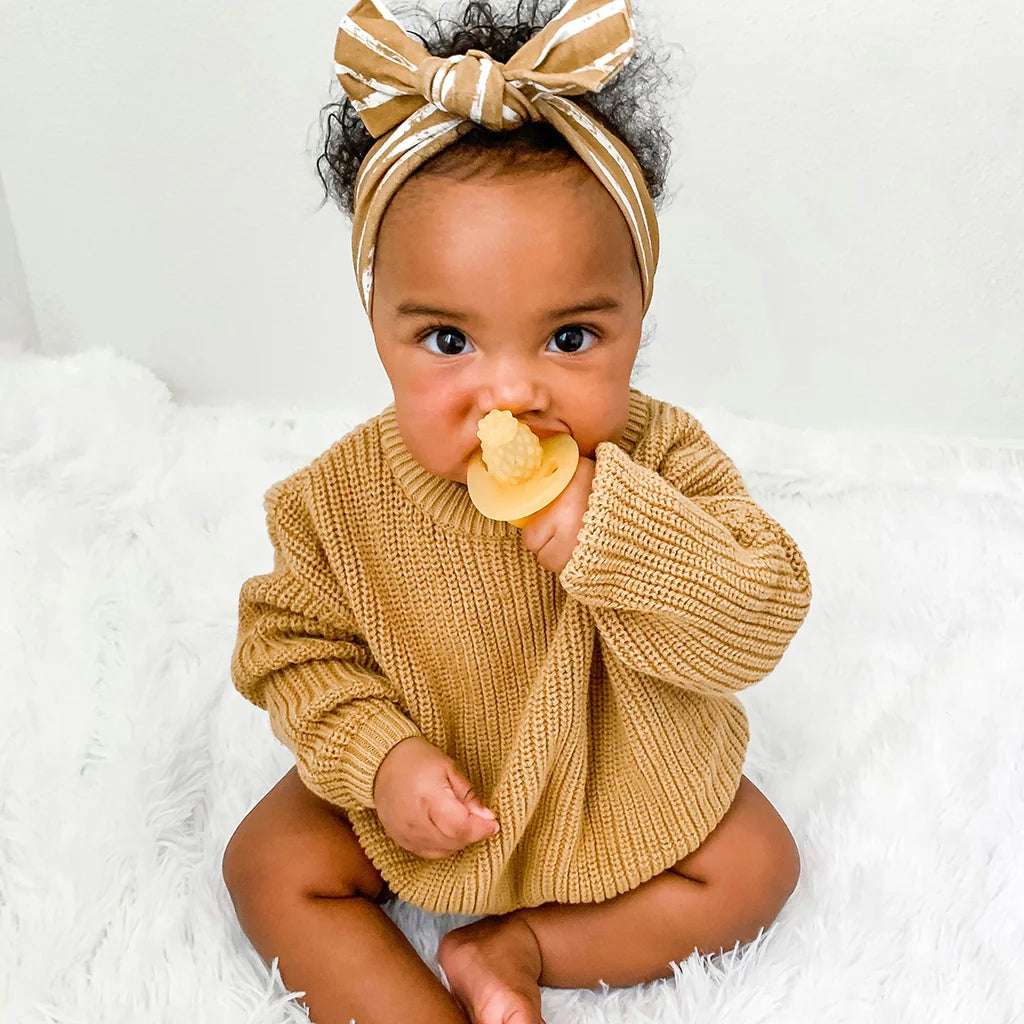 Itzy Ritzy Teensy Teether Soothing Silicone Teether