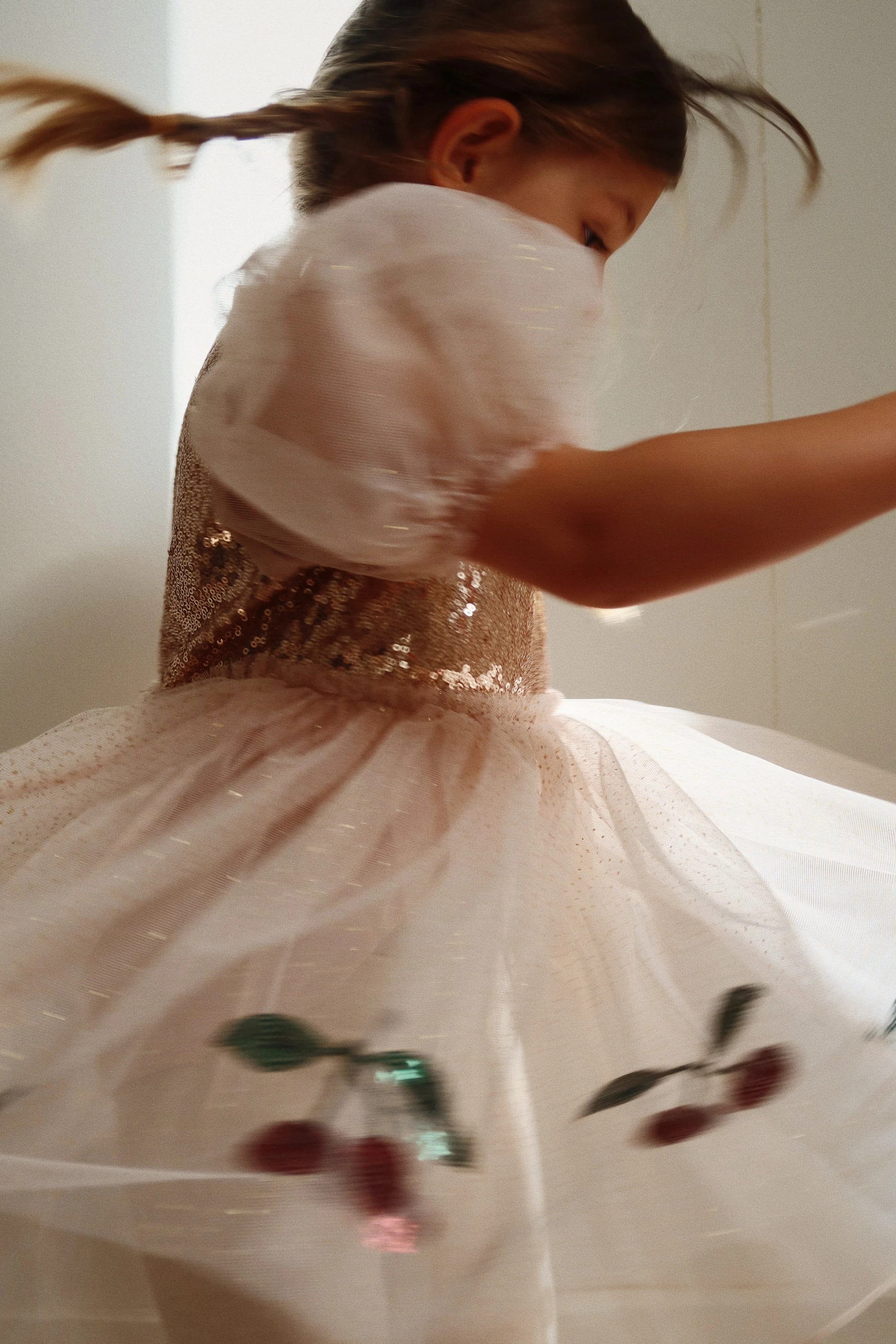 KONGES SLOJD MEI DRESS GOLD BLUSH