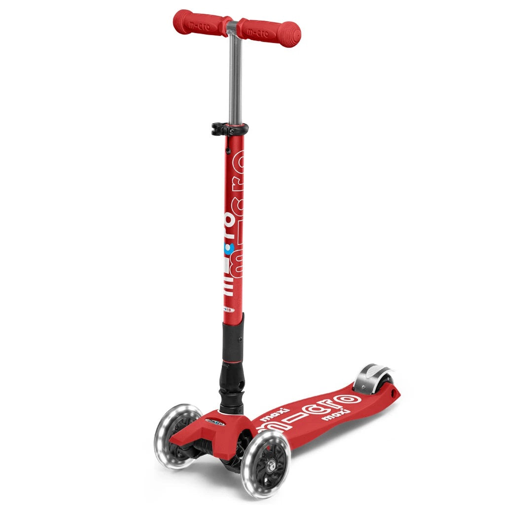 MICRO MAXI DELUXE FOLDABLE LED SCOOTER