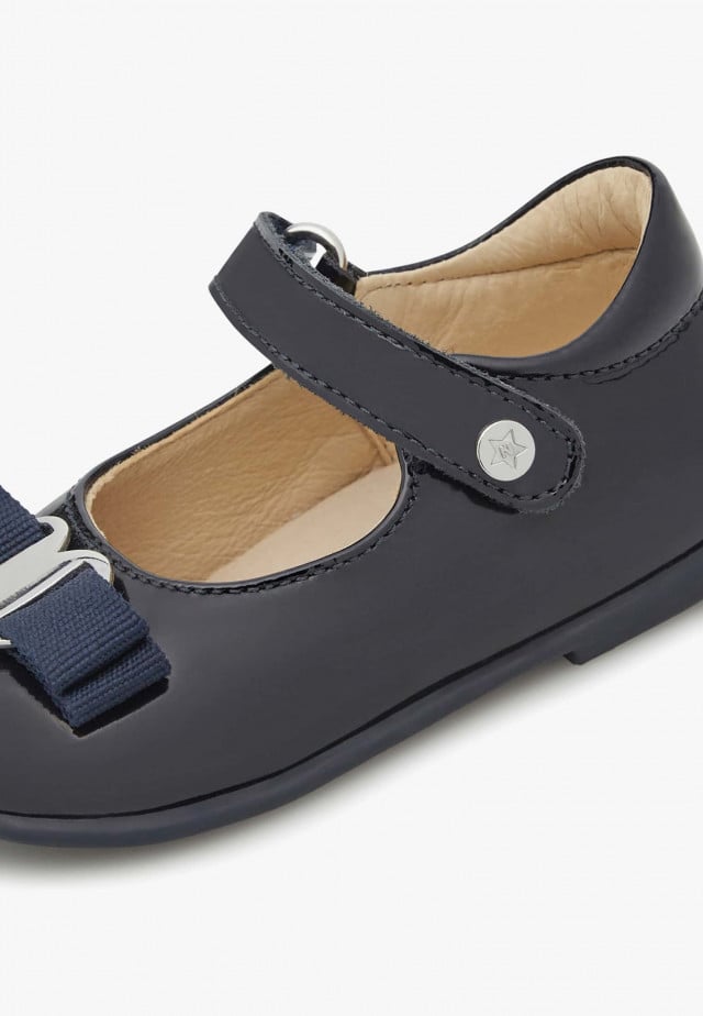 NATURINO JETE PATENT LEATHER BALLERINAS BLACK