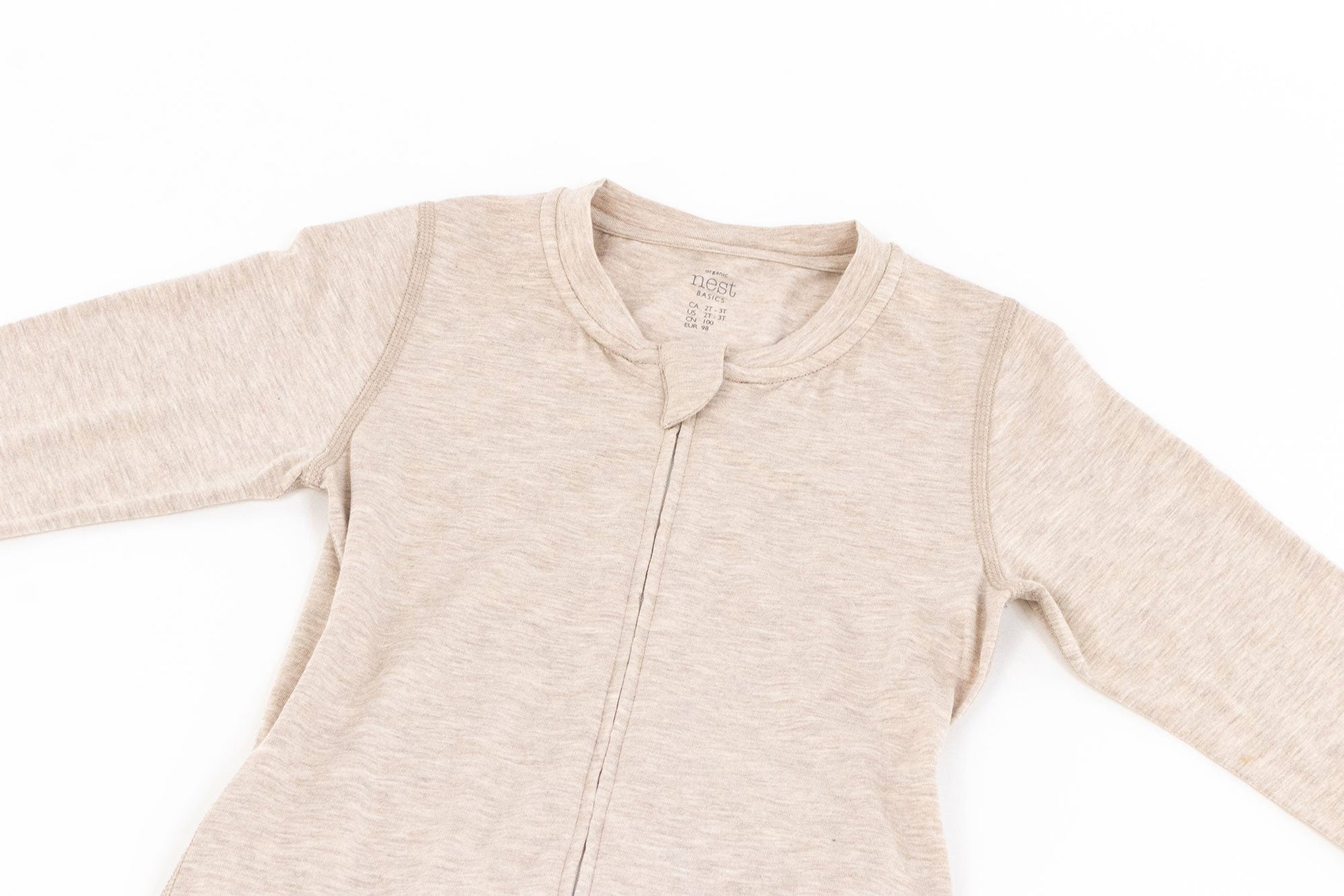 NEST DESIGNS BASICS BAMBOO COTTON LONG SLEEVE DROP BOTTOM ROMPER - WARM TAUPE