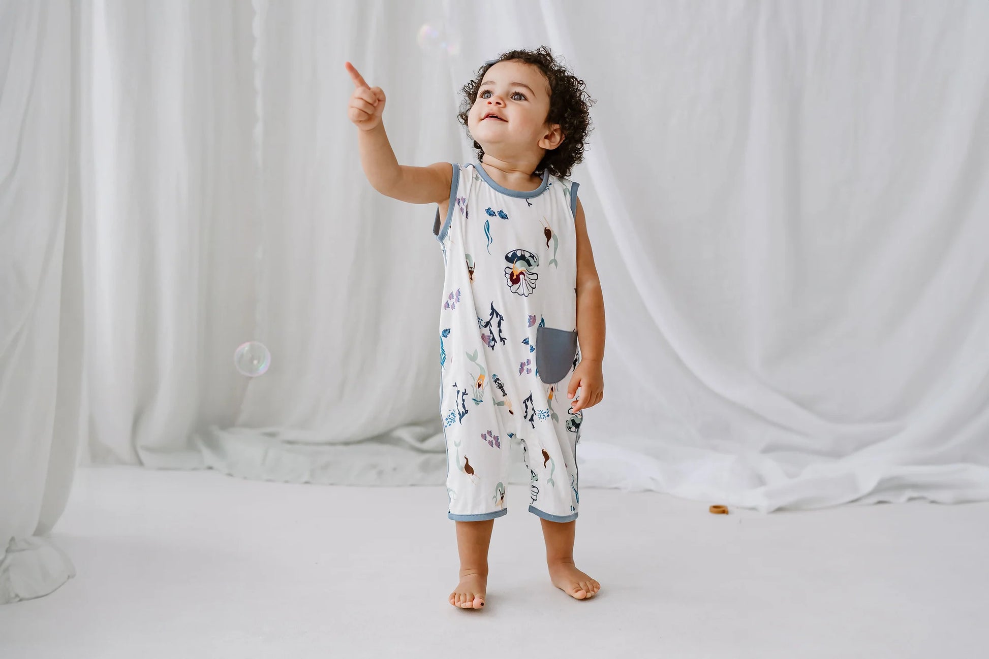 NEST DESIGNS BAMBOO SLEEVELESS ROMPER - SPLISH SPLASH