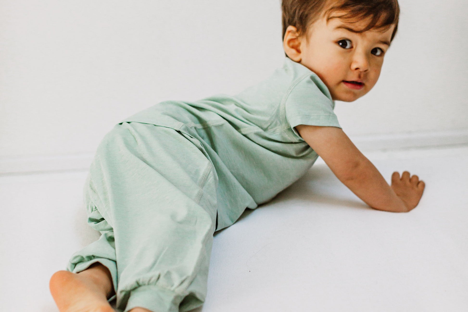 NEST DESIGNS BAMBOO JERSEY HAREM PANTS - PANTONE HARBOR GREY
