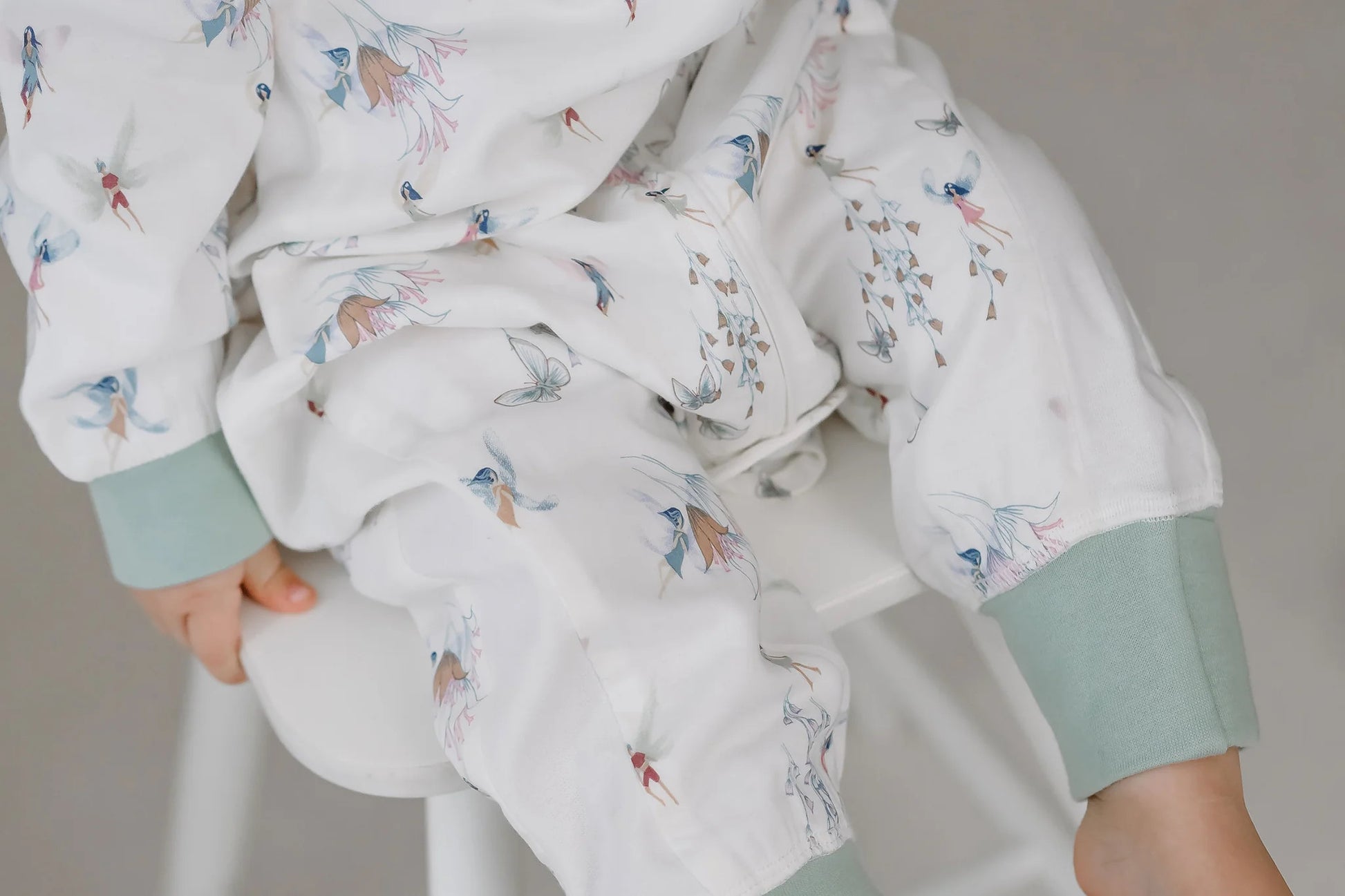 NEST DESIGNS BAMBOO PIMA LONG SLEEVE FOOTED SLEEP BAG 0.6 TOG FAIRY TALE