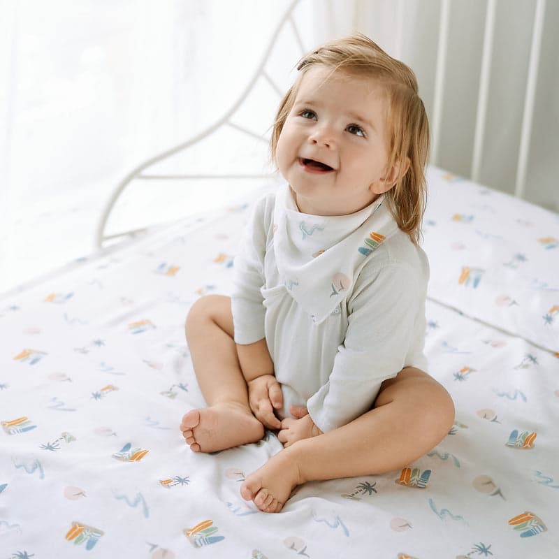 NEST DESIGNS BAMBOO CRIB SHEET-PASTEL WAVES - baby enRoute