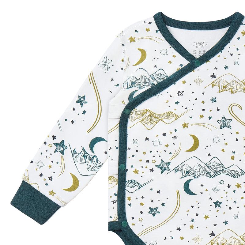 NEST DESIGNS ORGANIC COTTON LONG SLEEVE KIMONO ONESIE-STARS WHITE - baby enRoute