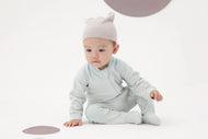 NEST DESIGNS TANBOOCEL LONG SLEEVE FOOTED SLEEPER- PANTONE ICE FLOW
