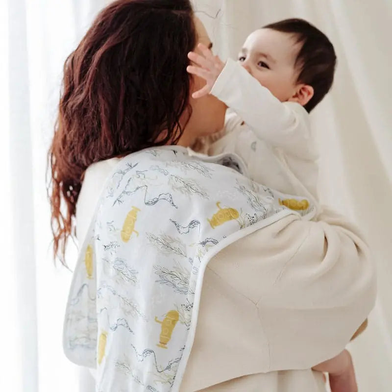 NEST DESIGNS BURP'N BIB (2 PACK)