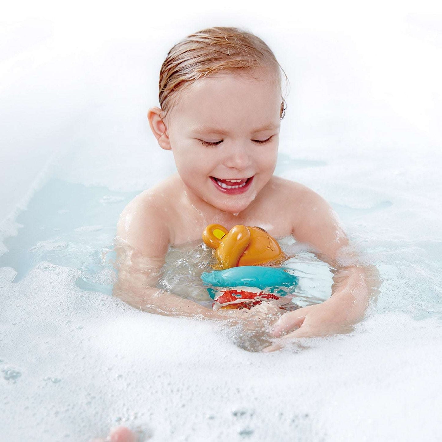 Hape Swimmer Teddy Wind-Up Toy - baby enRoute