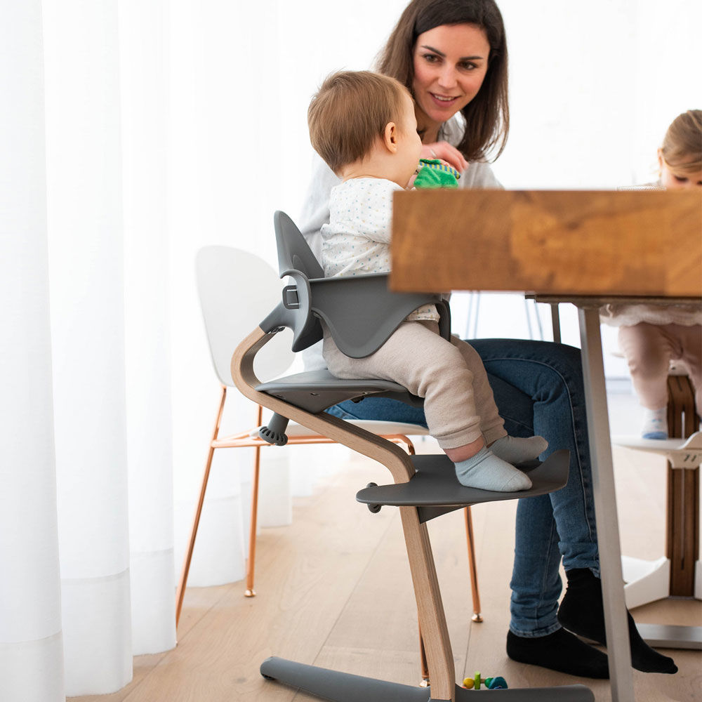 NOMI HIGHCHAIR WHITE OAK