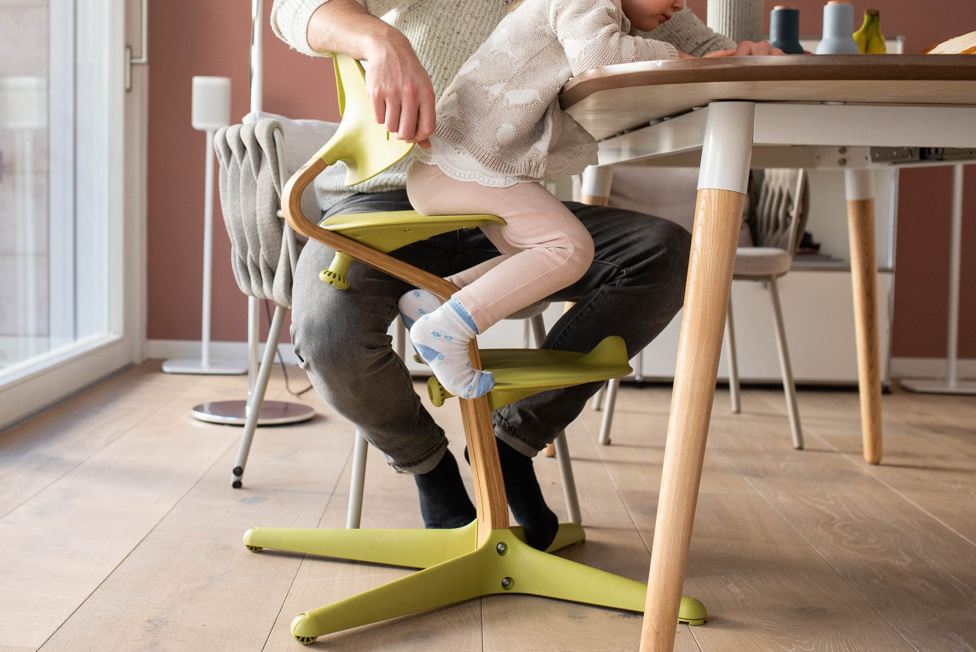 NOMI HIGHCHAIR WHITE OAK