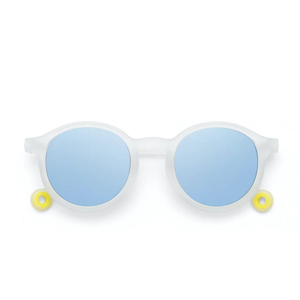 OLIVIO & CO OVAL CLASSIC SUNGLASSES JELLYFISH WHITE