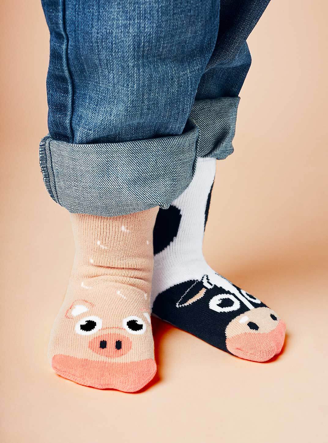 PALS SOCKS COW & PIG MIMATCHED SOCKS - baby enRoute