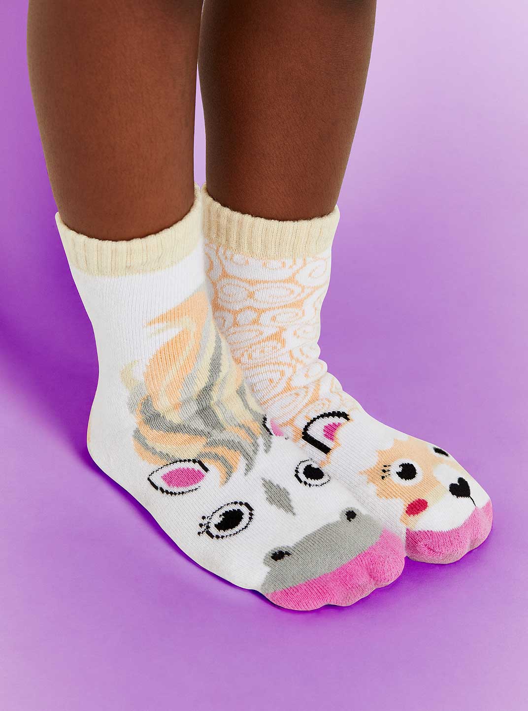 PALS SOCKS HORSE & ALPACA MISMATCHED