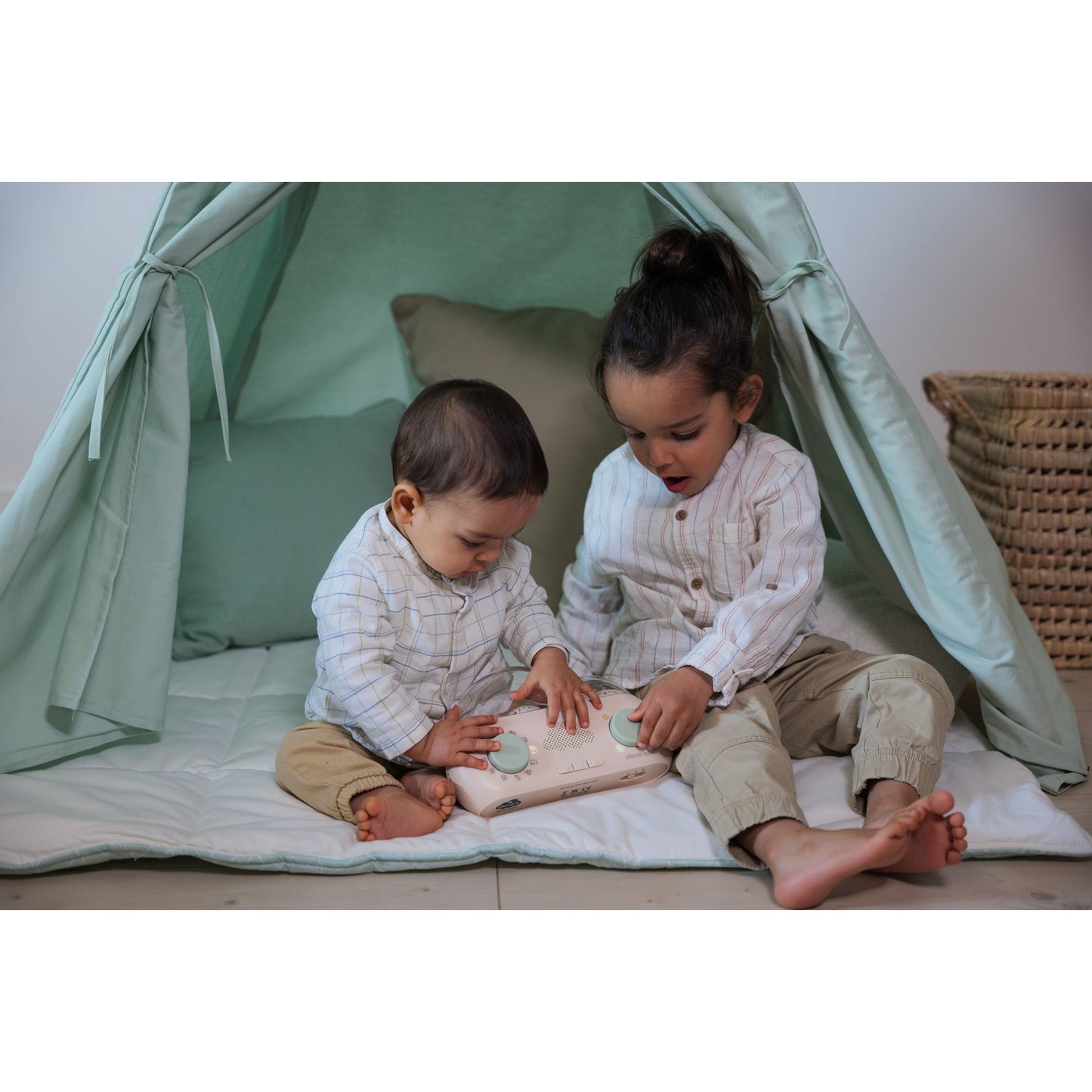 CLOUD B CLOUD BOX SOOTHING STORY TELLER WITH PROJECTIONS - baby enRoute