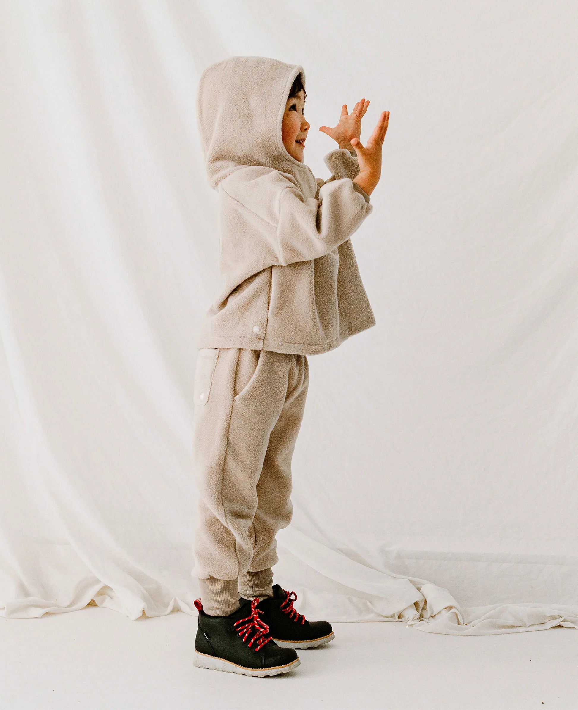 PETITE REVERY RECYCLED FLEECE HOODED PULLOVER OAT