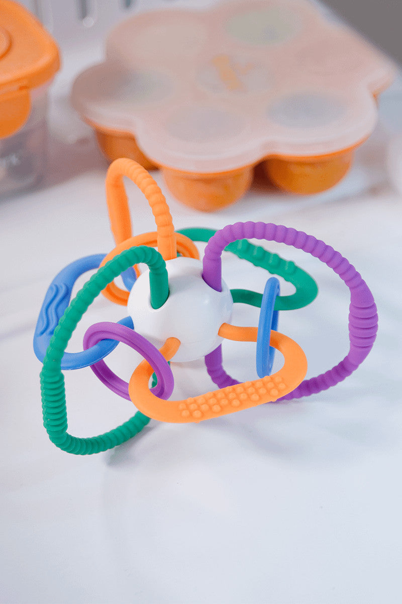 QUARK THIINGY SENSORY TEETHING BALL - baby enRoute