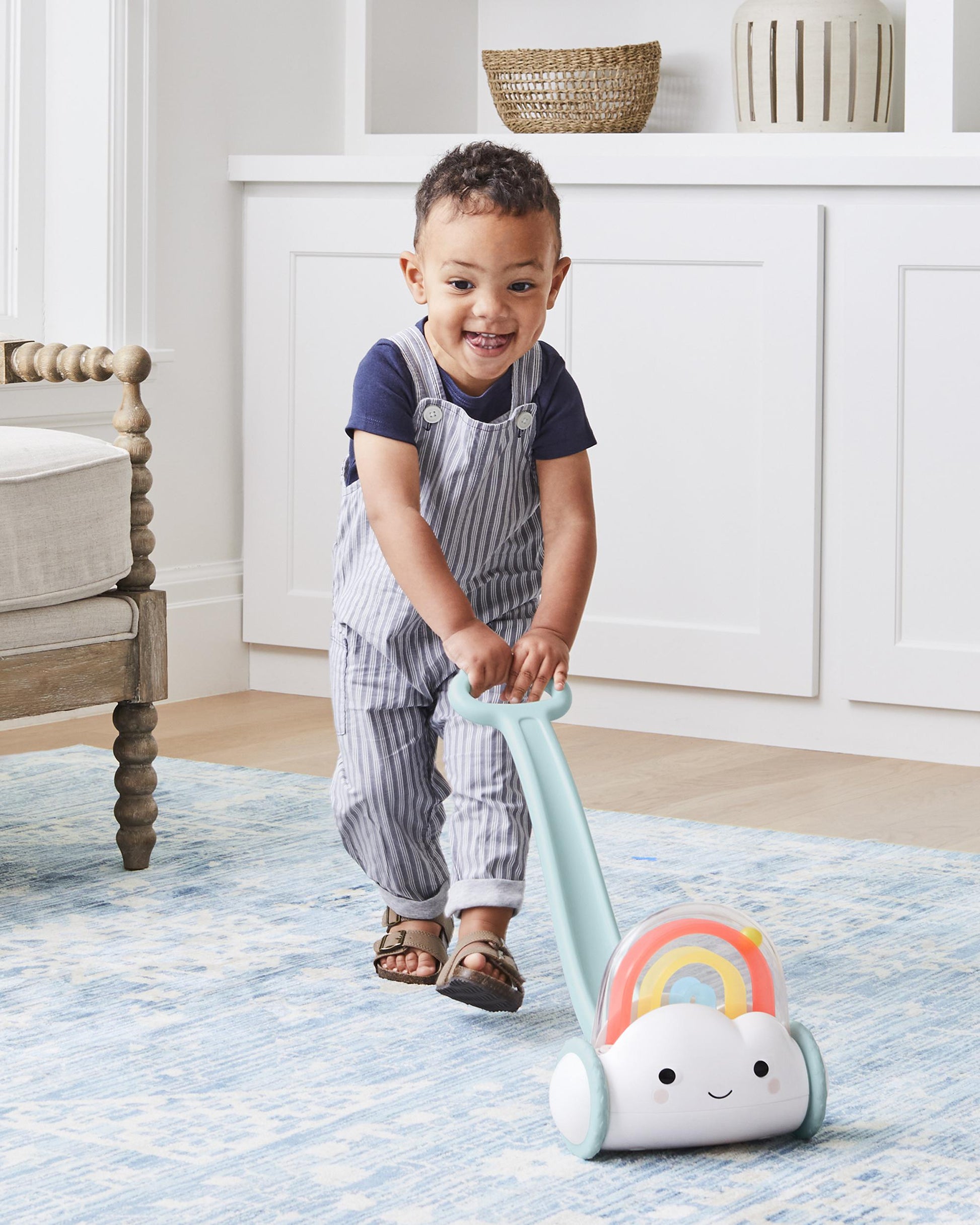 SKIP HOP SILVER LINING CLOUD RAINBOW PUSH TOY