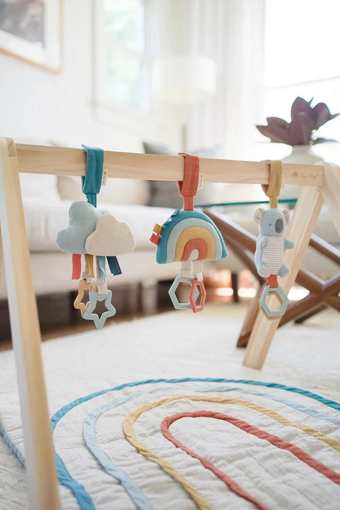 Itzy Ritzy Jingleb Attachable Travel Toy