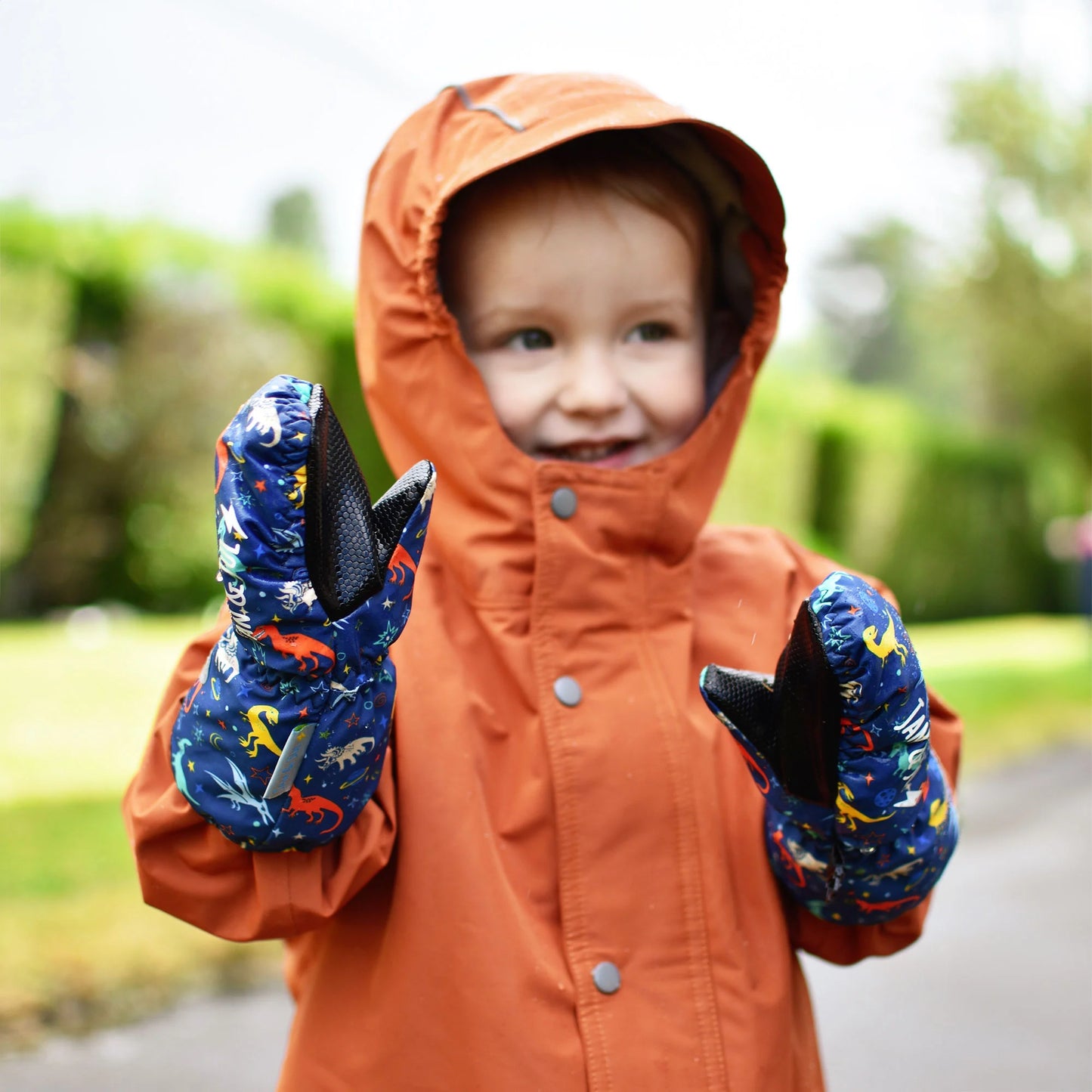 JAN & JUL COZY DRY MITTEN SPACE DINOS - baby enRoute