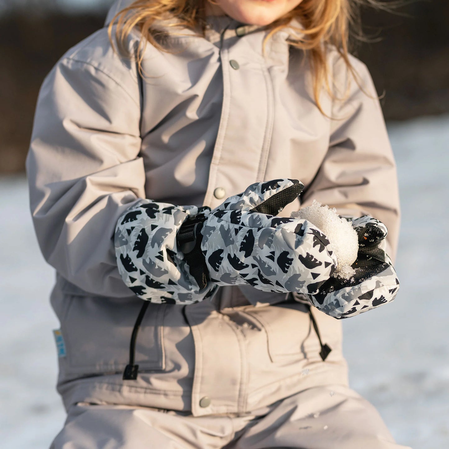 Jan & Jul mitten pair waterproof Bear Cub pattern in white and grey